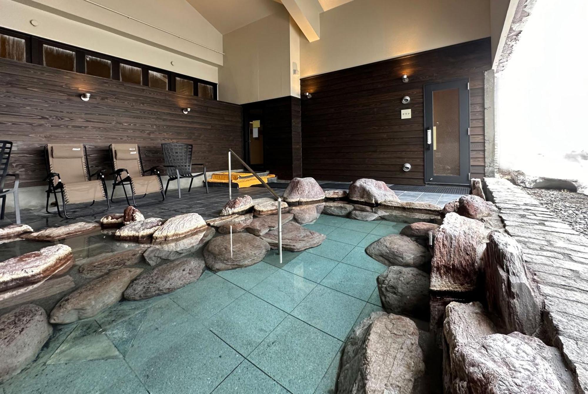 Higashikawa Asahidake Onsen Hotel Bear Monte Esterno foto
