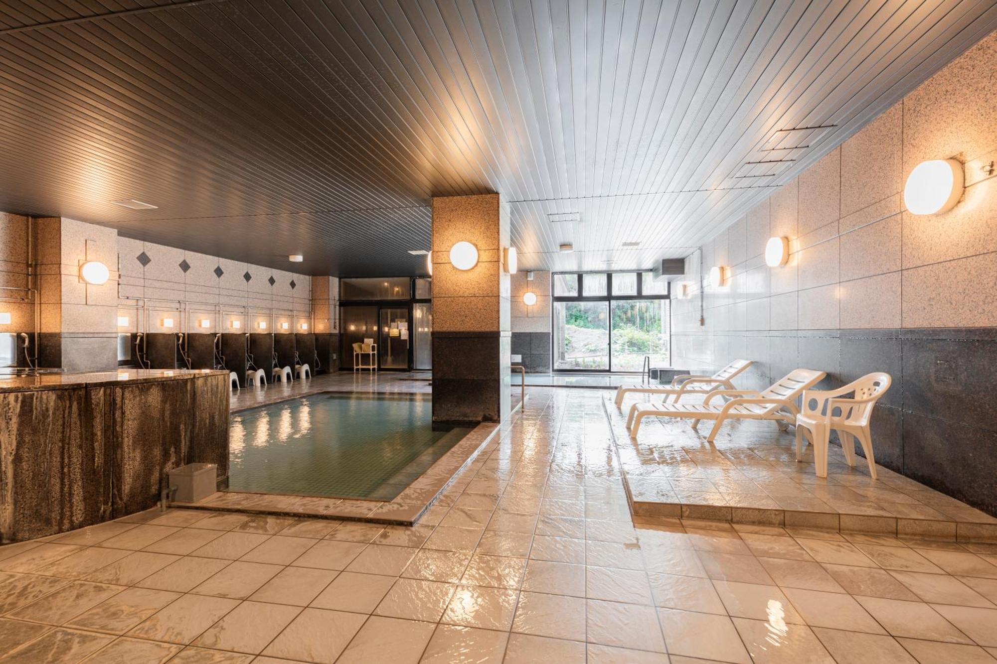 Higashikawa Asahidake Onsen Hotel Bear Monte Esterno foto